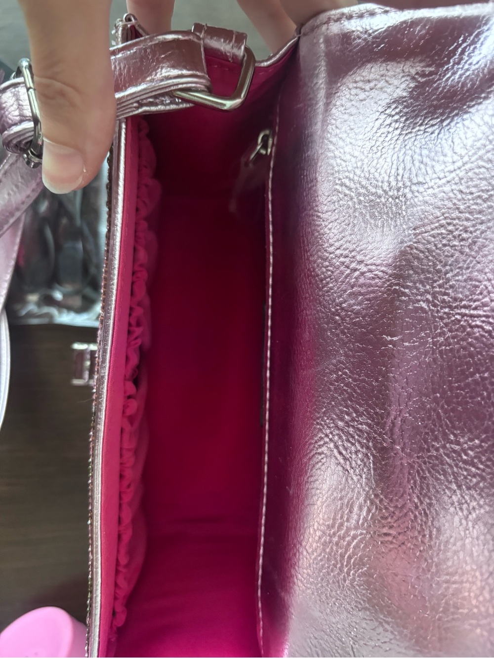 Betsey Johnson Kitsch Gimme a Ring Phone Bag in Pink (Working Phone) - Picture 13 of 14